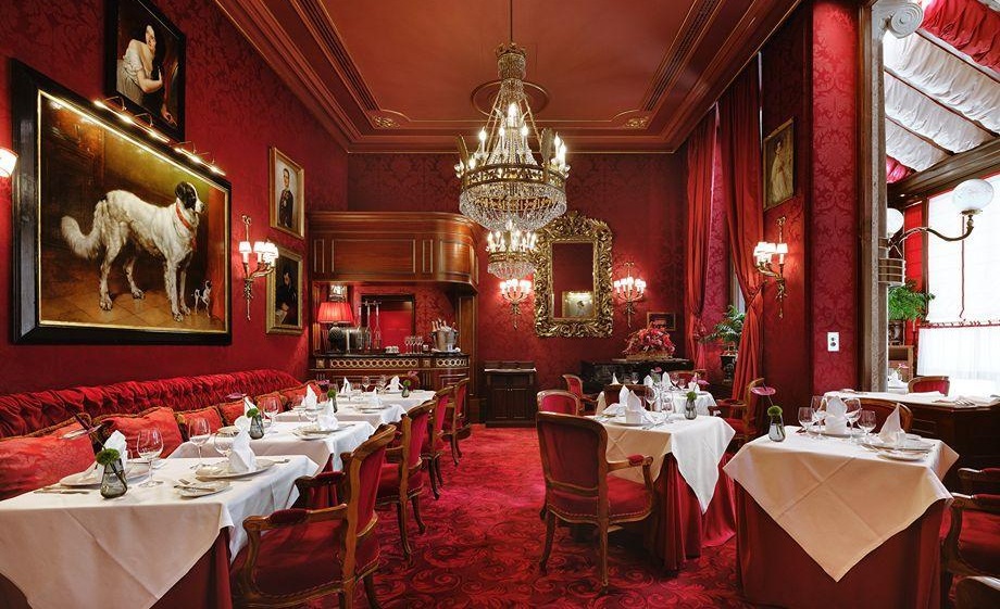 ROTE BAR – HOTEL SACHER